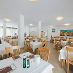 Gloria Hotel 3*