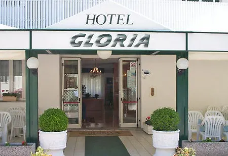 Gloria 3*