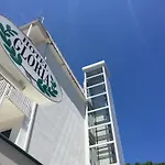 Gloria