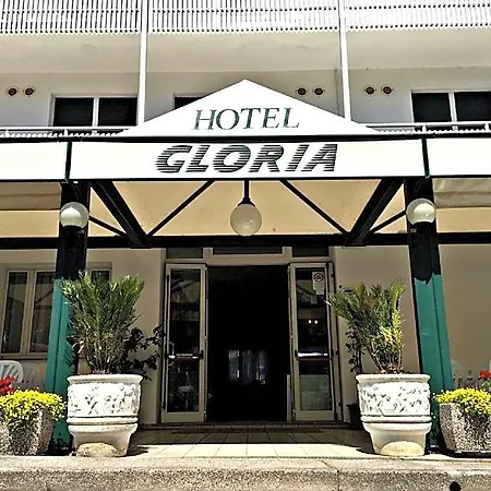 Gloria ホテル 3*